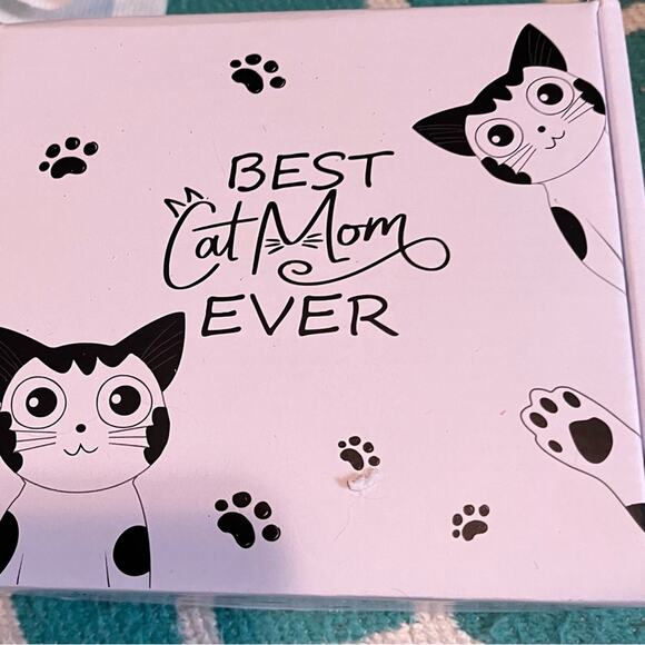 NEW Best Cat Mom gift box with 7 items - Picture 6 of 6
